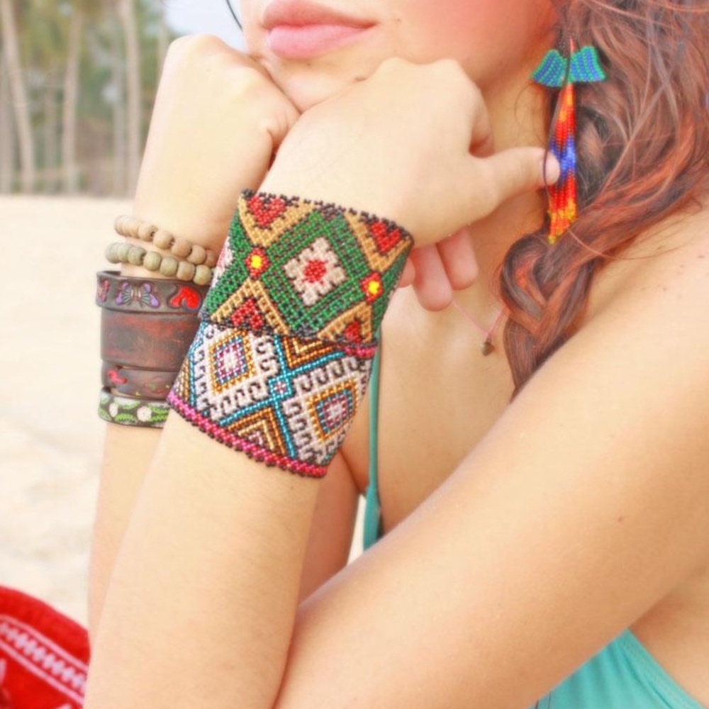 Sayulita Huichol Bracelet Hippie Bohemian Mexican - Picture 2 of 3